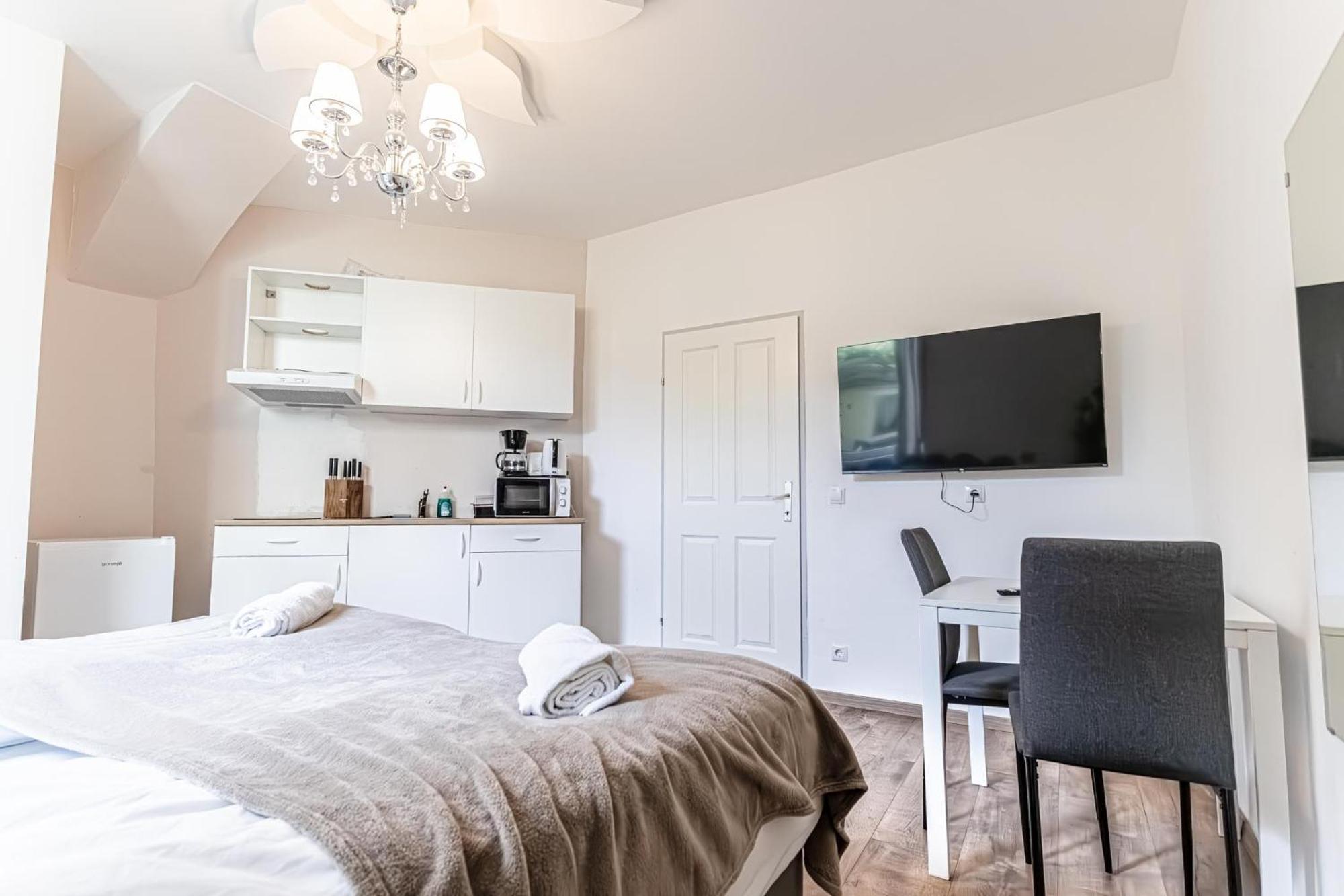 Apartamento Trendy Near Westbahnhof With Kitchenette & Smart Tv Viena